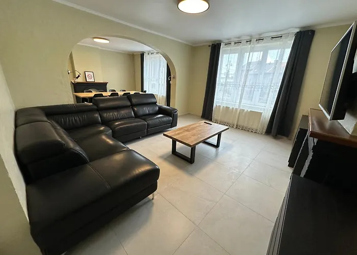 Au 8 Duplexe Du Coin Apartment